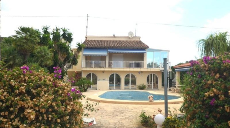 Alicante - la Nucia - 3000m2
