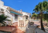 Chalet independiente con terreno en venta en la España, Dénia, ref: TR361635 foto