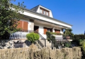 Xalet independent amb terreny en venda a la España, Vilanova de Arousa, ref.: TR245579 foto