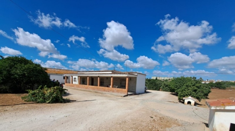 Cádiz - Jerez de la Frontera - 15495m2