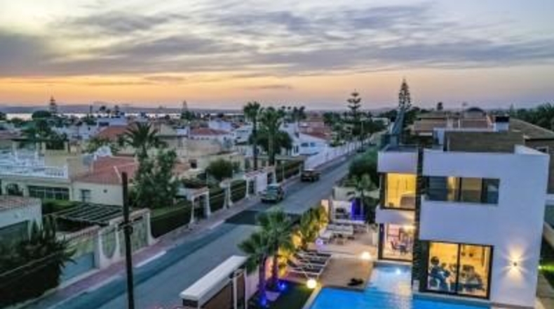 Alicante - Torrevieja - 440m2