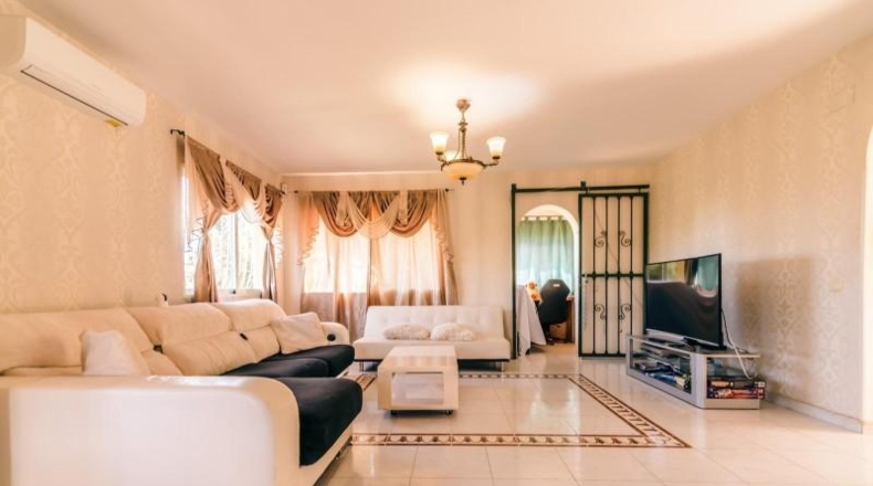Alicante - La Nucía - 1255m2