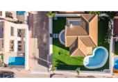 Chalet independiente con terreno en venta en la España, Orihuela, ref: TR372949 foto