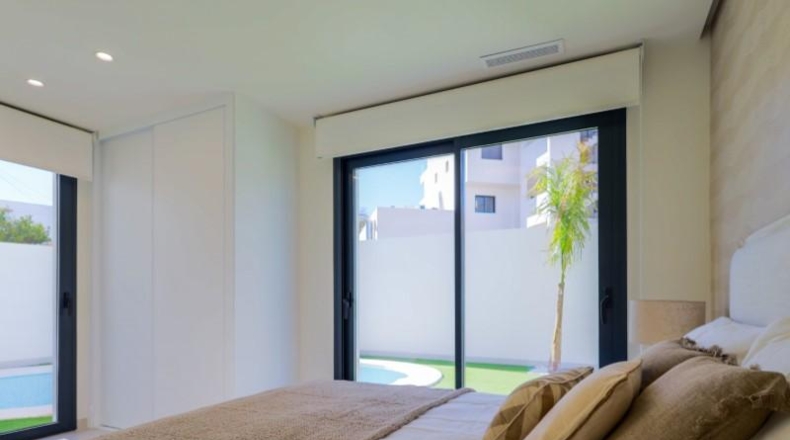 Alicante - Orihuela - 300m2