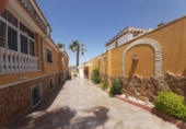 Xalet independent amb terreny en venda a la España, Torrevella, ref.: TR369044 foto