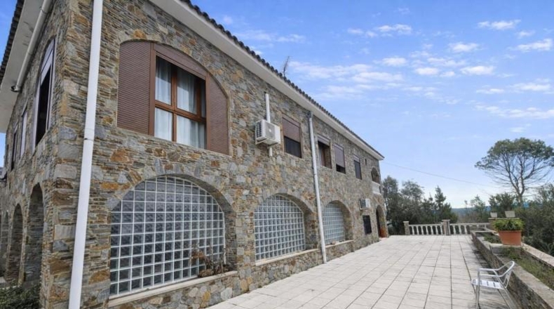 Barcelona - Sant Salvador de Guardiola - 10000m2