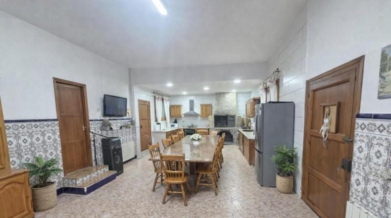 Barcelona - Sant Salvador de Guardiola - 10000m2