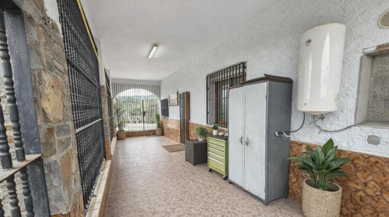 Barcelona - Sant Salvador de Guardiola - 10000m2