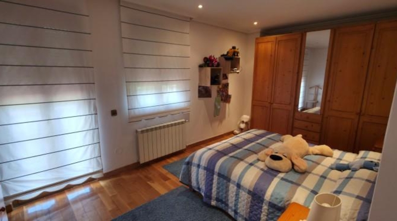 Cantabria - Los Corrales de Buelna - 434m2