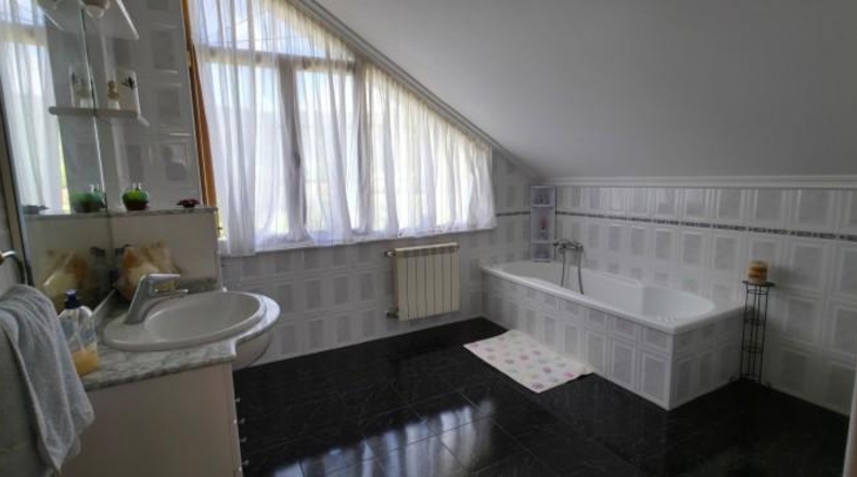 Cantabria - Los Corrales de Buelna - 434m2