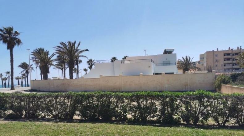 Almería - Roquetas de Mar - 576m2
