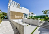 Chalet independiente con terreno en venta en la España, Finestrat, ref: TR222468 foto