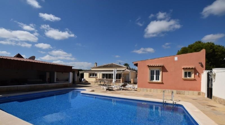 Alicante - Almoradí - 299m2