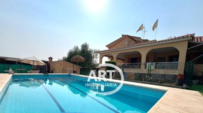 Valencia - San Antonio de Benagéber - 1103m2