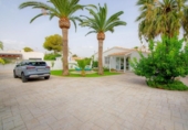 Chalet independiente con terreno en venta en la España, L'Alfàs del Pi, ref: TR152495 foto
