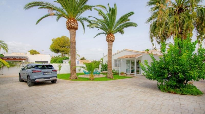Alicante - Alfaz del Pi - 638m2