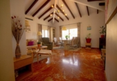 Chalet independiente con terreno en venta en la España, L'Alfàs del Pi, ref: TR152495 foto