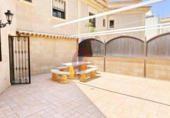 Chalet independiente con terreno en venta en la España, Guardamar del Segura, ref: TR164580 foto