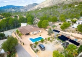 Chalet independiente con terreno en venta en la España, Villajoyosa, ref: TR178363 foto