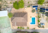 Chalet independiente con terreno en venta en la España, Villajoyosa, ref: TR178363 foto