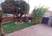 Chalet independiente con terreno en venta en la España, Santa Perpètua de Mogoda, ref: TR157992 foto