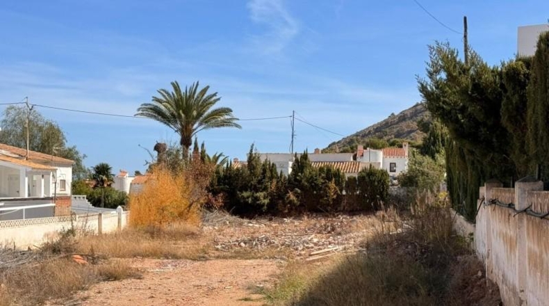 Alicante - Alfaz del Pi - 1109m2