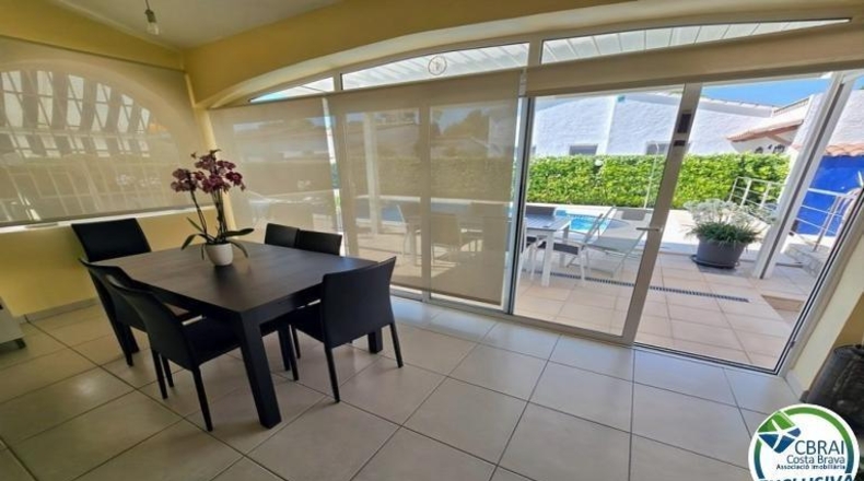 Girona - Empuriabrava - 495m2