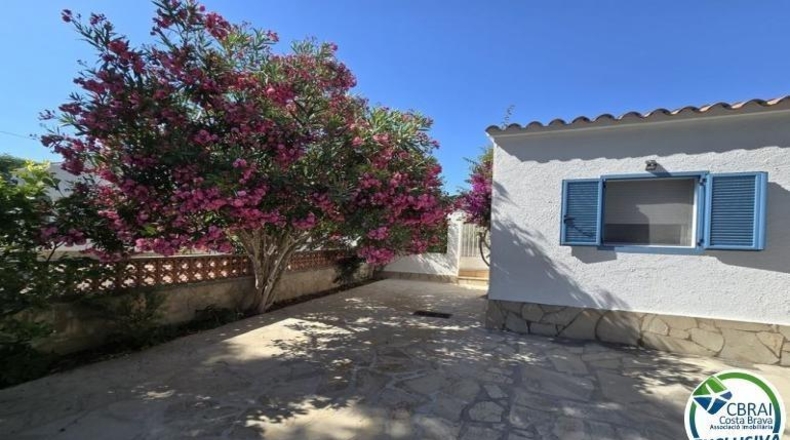 Girona - Empuriabrava - 495m2