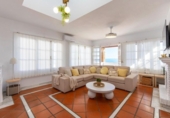 Chalet independiente con terreno en venta en la España, Almuñécar, ref: TR369266 foto