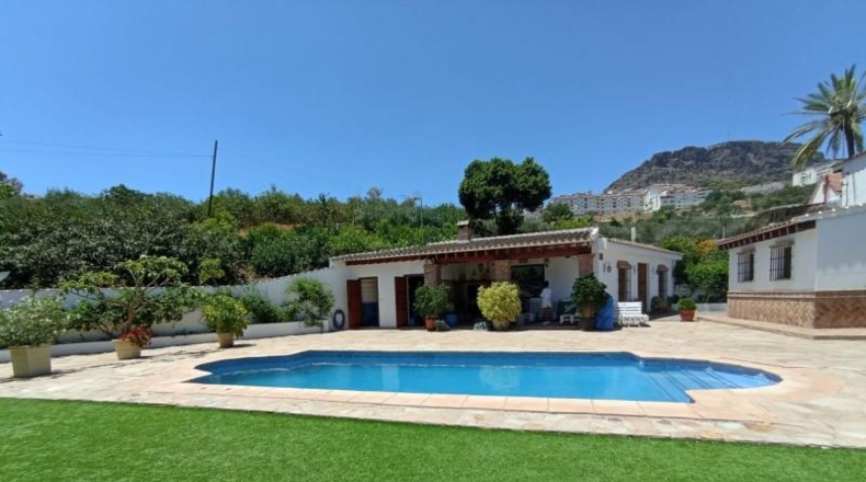 Málaga - Álora - 3700m2