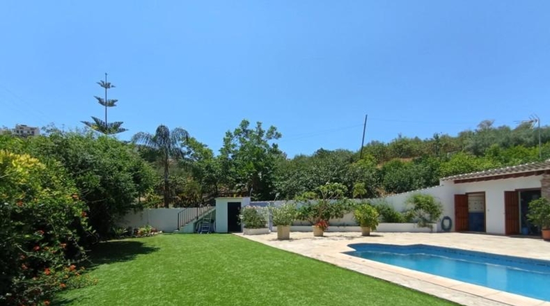 Málaga - Álora - 3700m2
