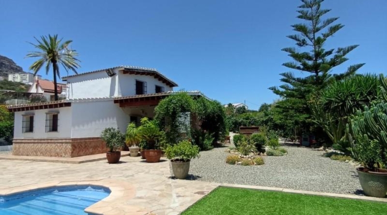 Málaga - Álora - 3700m2