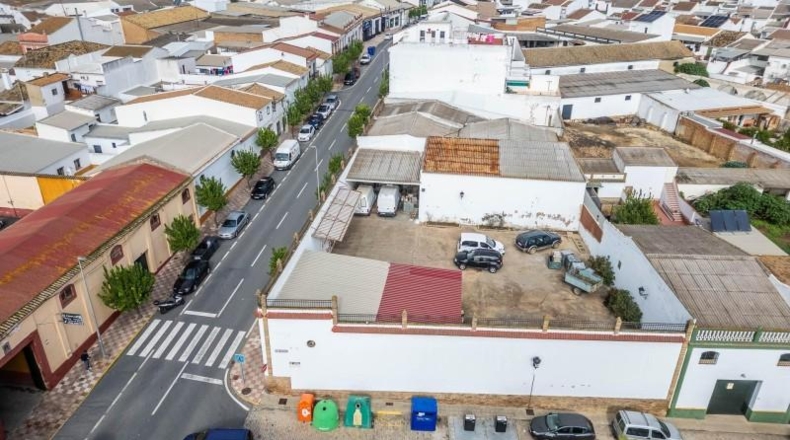 Huelva - Bollullos Par del Condado - 1160m2