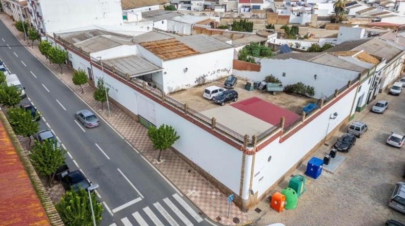 Huelva - Bollullos Par del Condado - 1160m2