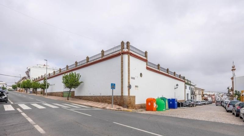Huelva - Bollullos Par del Condado - 1160m2