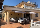 Chalet independiente con terreno en venta en la España, Torrevieja, ref: TR348148 foto
