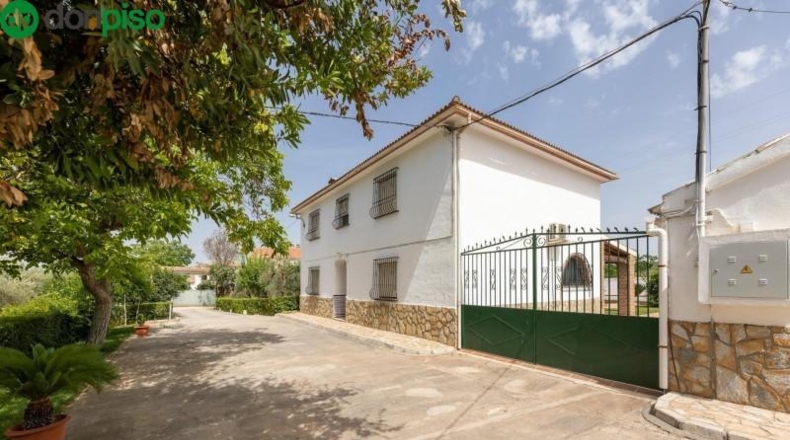 Granada - Moraleda de Zafayona - 755m2