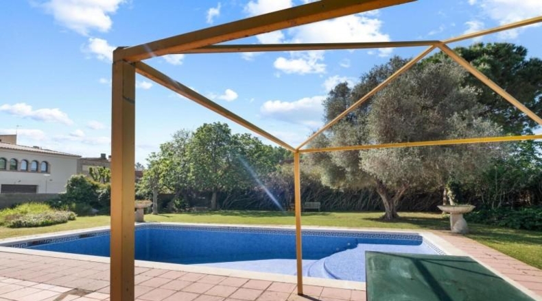Gerona - Sant Pere Pescador - 1754m2