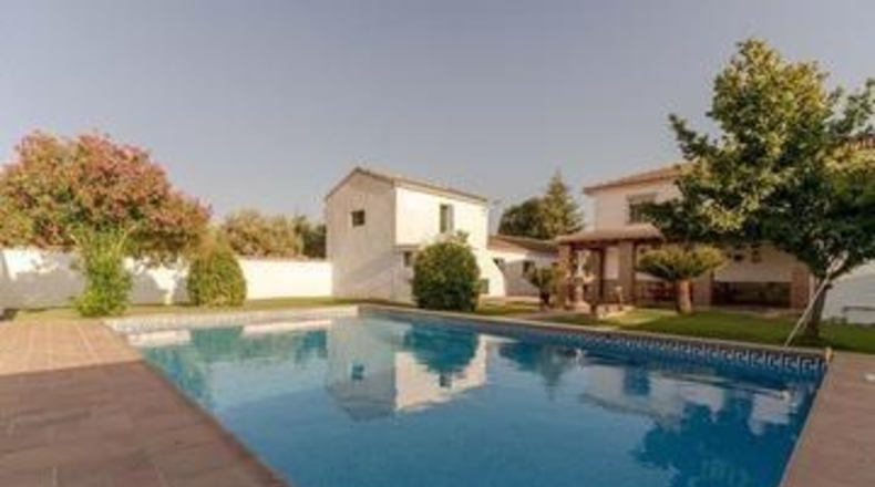 Granada - Мораледа-де-Сафайона - 755m2