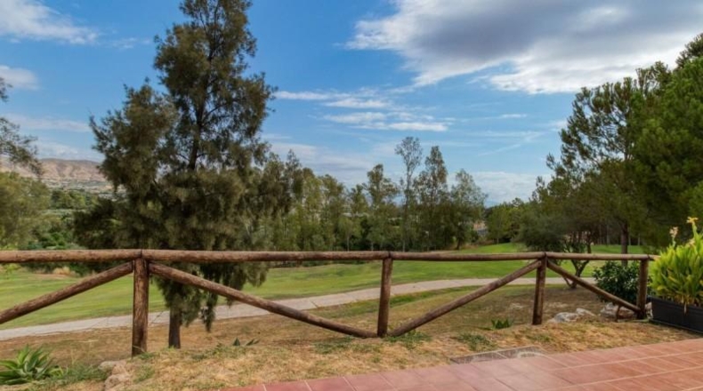 Malaga - Алаурин-де-ла-Торре - 203m2