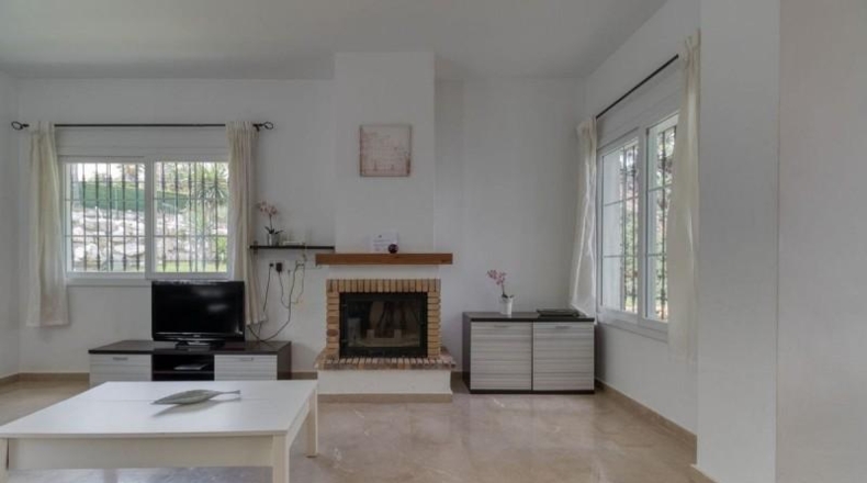 Malaga - Алаурин-де-ла-Торре - 210m2