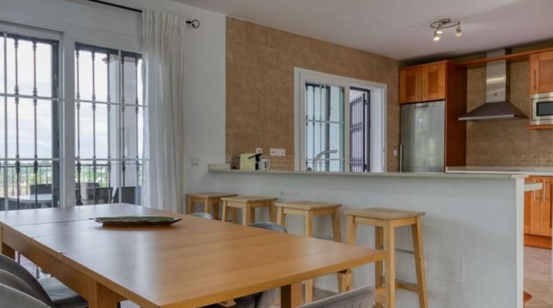 Malaga - Алаурин-де-ла-Торре - 210m2