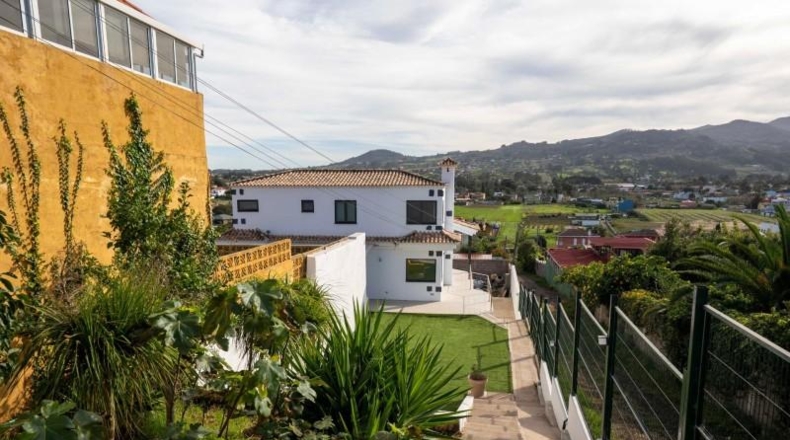 Santa Cruz de Tenerife - San Cristóbal de La Laguna - 1100m2