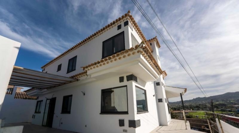 Santa Cruz de Tenerife - San Cristóbal de La Laguna - 1100m2