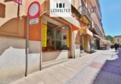 Отдельно стоящий дом с участком на продажу в городе Palafrugell Фото