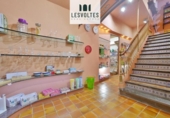 Отдельно стоящий дом с участком на продажу в городе Palafrugell Фото
