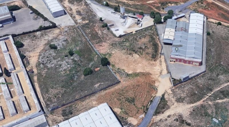 Seville - Alcalá de Guadaíra - 9763m2