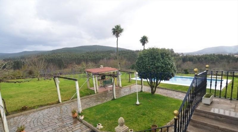 La Coruña - Padrón - 15000m2