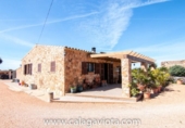 Xalet independent amb terreny en venda a la España, ses Salines, ref.: TR135324 foto