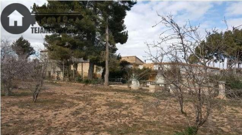 Albacete - Albacete - 7800m2